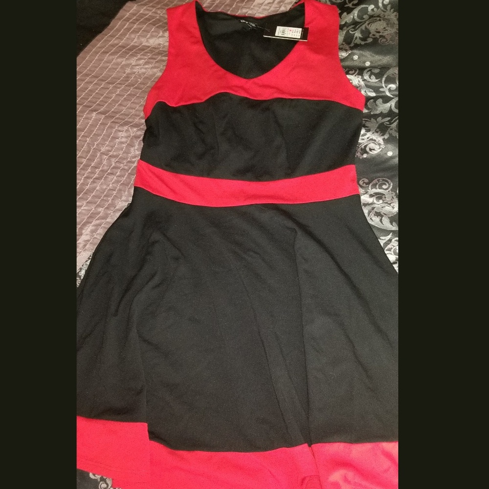 Black/red City Chic skater dress